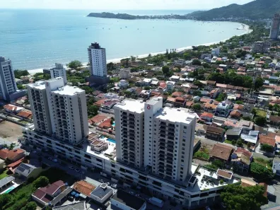 Apartamento com 2 Quartos à venda, 71m² no Armação, Penha