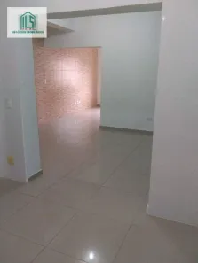 Sobrado com 2 Quartos à venda, 81m² no Vila Alzira, Santo André