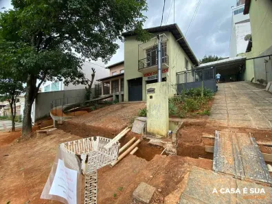 Casa com 3 Quartos à venda, 220m² no Jardim Riacho das Pedras, Contagem