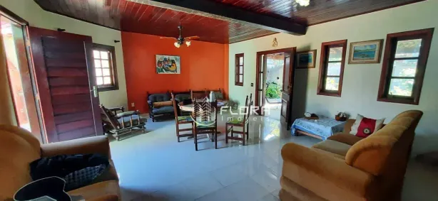 Casa com 4 Quartos à venda, 403m² no Camboinhas, Niterói