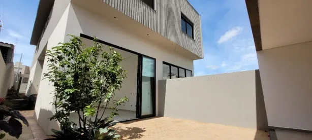 Sobrado com 3 Quartos à venda, 177m² no Loteamento Loanda, Atibaia