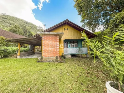 Fazenda/Sítio com 6 Quartos à venda, 120m² no Cedro Alto, Rio dos Cedros