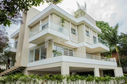 Sobrado com 4 Quartos à venda, 719m² no Vila Irmãos Arnoni, São Paulo