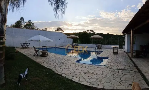 Fazenda/Sítio com 3 Quartos à venda, 300m² no Quinta Divisão, Suzano