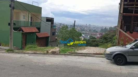 Lote/Terreno à venda, 85m² no Condomínio Maracanã, Santo André