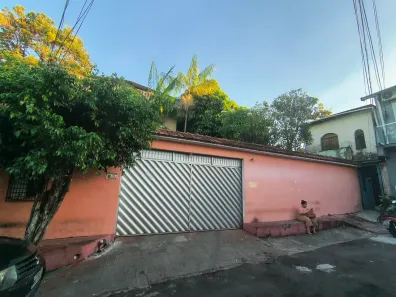 Casa com 6 Quartos à venda, 625m² no São Lázaro, Manaus