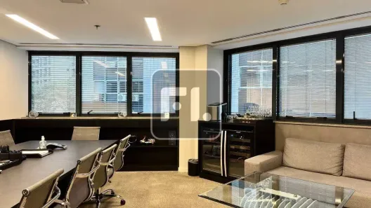 Sala Comercial para venda ou aluguel, 415m² no Vila Olímpia, São Paulo
