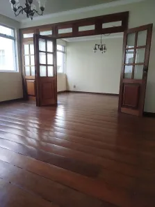 Apartamento com 3 Quartos para alugar, 130m² no Funcionários, Belo Horizonte