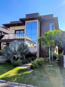 Sobrado com 4 Quartos à venda, 260m² no São João do Rio Vermelho, Florianópolis