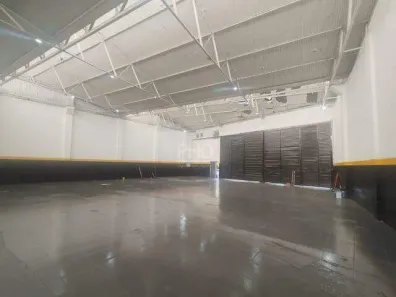 Galpão/Depósito/Armazém para alugar, 1078m² no Vila Nogueira, Diadema