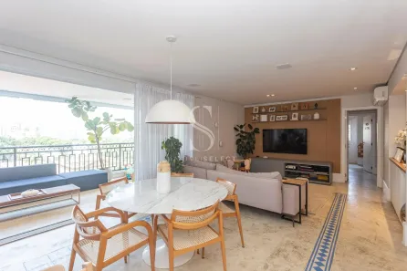 Apartamento com 3 Quartos à venda, 156m² no Vila Olímpia, São Paulo