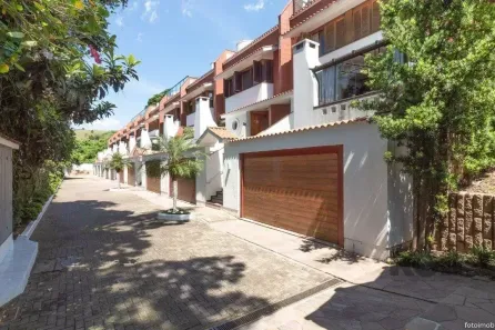 Casa de Condomínio com 5 Quartos à venda, 308m² no Cristal, Porto Alegre