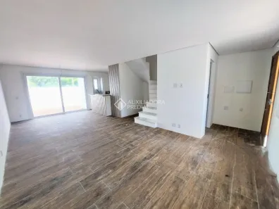 Casa de Condomínio com 3 Quartos para alugar, 125m² no Campo Novo, Porto Alegre