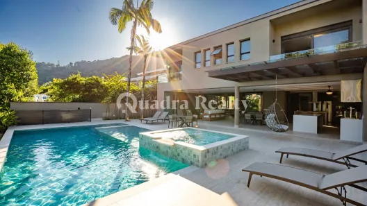 Casa de Condomínio com 8 Quartos para venda ou aluguel, 695m² no Tabatinga, Caraguatatuba
