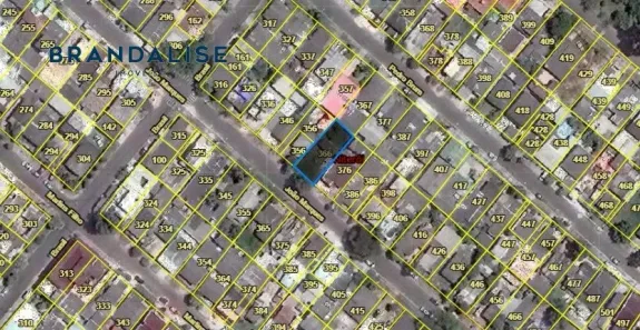 Lote/Terreno à venda, 256m² no Niterói, Canoas