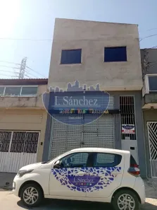 Casa com 1 Quarto para alugar, 50m² no Vila Arizona, Itaquaquecetuba