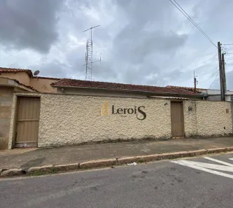 Casa com 2 Quartos à venda, 64m² no Vila Cleto, Itu