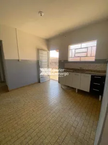 Casa com 2 Quartos para alugar, 76m² no Centro, Ipeúna