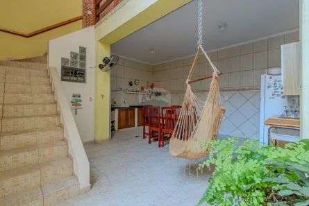 Sobrado com 3 Quartos à venda, 217m² no Conjunto Habitacional Arco-Íris (Cecap), Rio Claro