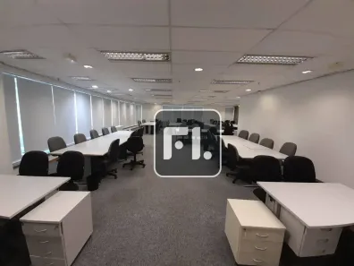 Sala Comercial para alugar, 331m² no Vila Olímpia, São Paulo