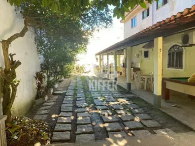Casa com 4 Quartos à venda, 400m² no Cidade Praiana, Rio das Ostras