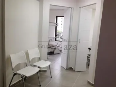 Sala Comercial à venda, 49m² no Parque Residencial Aquarius, São José dos Campos