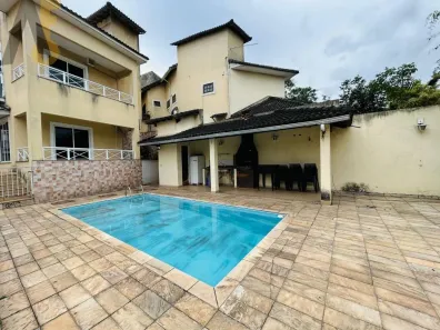 Casa de Condomínio com 3 Quartos à venda, 166m² no Pechincha, Rio de Janeiro