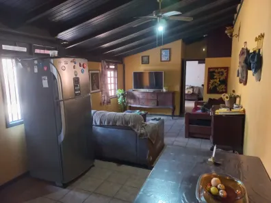 Casa com 4 Quartos à venda, 267m² no Santa Mônica, Florianópolis