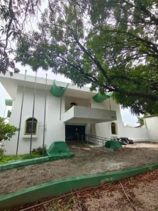 Prédio Comercial para alugar, 2480m² no Piçarra, Teresina