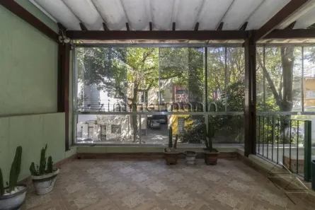 Sobrado com 2 Quartos para alugar, 192m² no Vila Romana, São Paulo