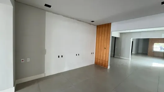com 4 Quartos para alugar, 230m² no Indianópolis, São Paulo
