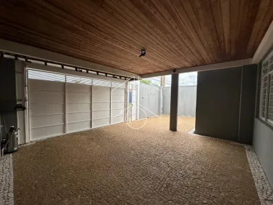 Casa com 3 Quartos à venda, 183m² no Jardim Alvorada, Marília