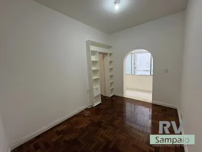 Apartamento com 1 Quarto para alugar, 35m² no Leme, Rio de Janeiro
