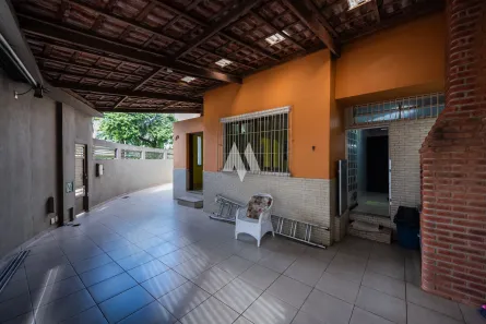 Imóvel Comercial com 3 Quartos para alugar, 177m² no Embaré, Santos
