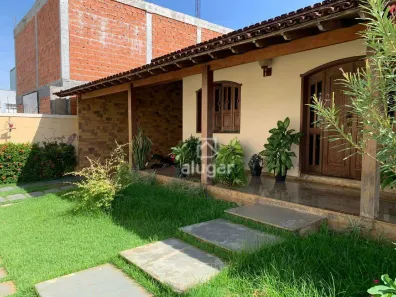 Prédio Comercial com 7 Quartos para alugar, 400m² no Centro, Montes Claros