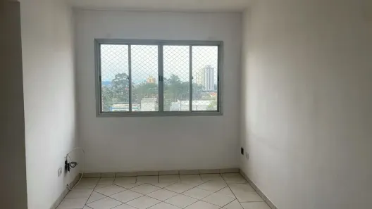 Apartamento com 2 Quartos à venda, 55m² no Jardim Cláudia, São Paulo