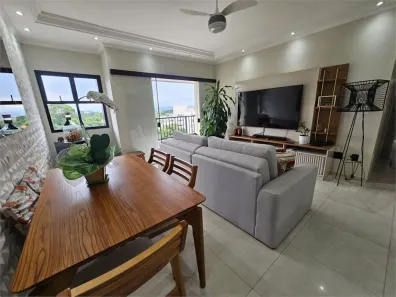 Apartamento com 3 Quartos à venda, 94m² no Jardim Las Palmas, Guarujá