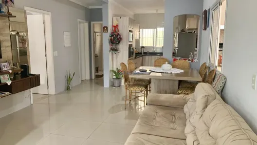 Sobrado com 4 Quartos à venda, 220m² no Igara, Canoas
