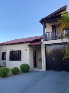 Sobrado com 3 Quartos para alugar, 117m² no Estância Velha, Canoas
