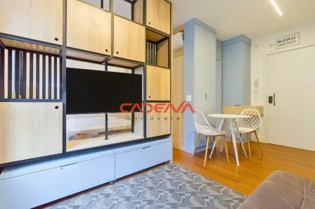 Apartamento com 1 Quarto para alugar, 27m² no Centro, Curitiba