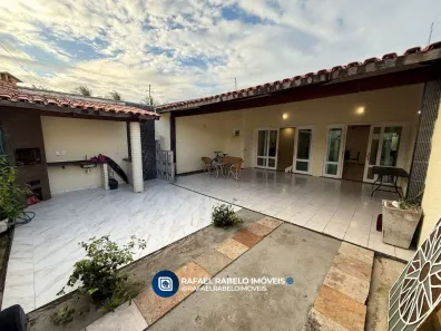 Casa com 4 Quartos à venda, 180m² no Cambeba, Fortaleza
