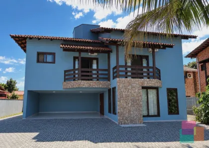Casa com 6 Quartos à venda, 225m² no Saguaçu, Joinville
