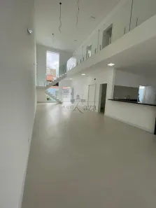 Sobrado com 3 Quartos à venda, 243m² no Loteamento Villa Branca, Jacareí