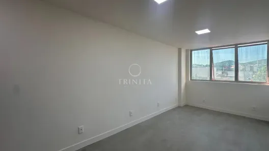 Sala Comercial para alugar, 20m² no Tanque, Rio de Janeiro