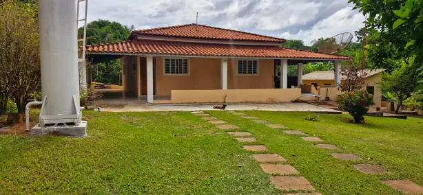 Fazenda/Sítio com 5 Quartos à venda, 186m² no Estância Jóckei Club, São José do Rio Preto