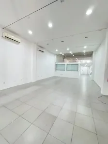 Prédio Comercial para alugar, 430m² no Nossa Senhora das Graças, Manaus