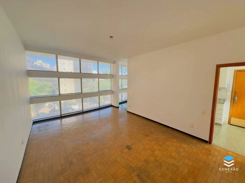 Apartamento com 3 quartos — Savassi, Belo Horizonte