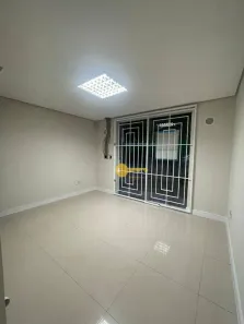 Sala Comercial para alugar, 32m² no Centro, Itajaí