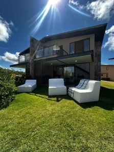 Casa de Condomínio com 2 Quartos à venda, 103m² no , Mucugê