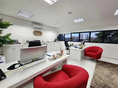 Prédio Comercial com 5 Quartos para alugar, 842m² no Vila Prudente, São Paulo